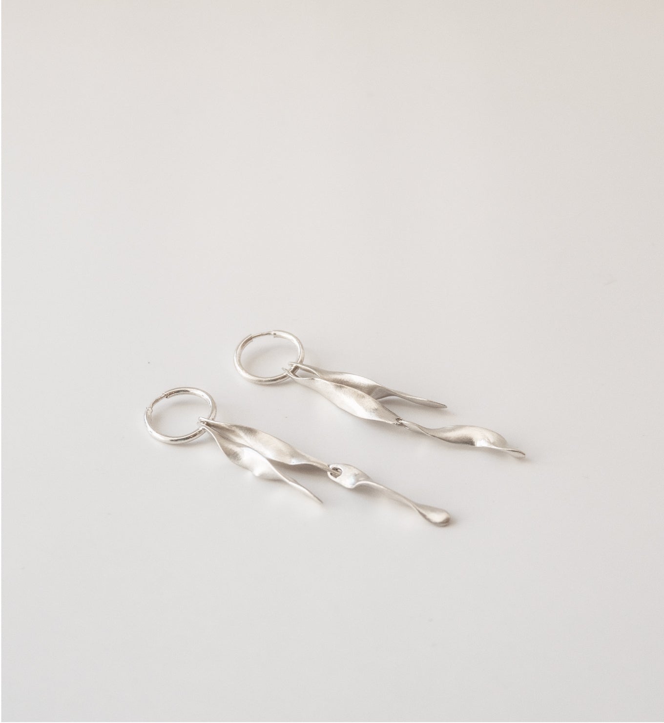 Brincos Nereids Longos